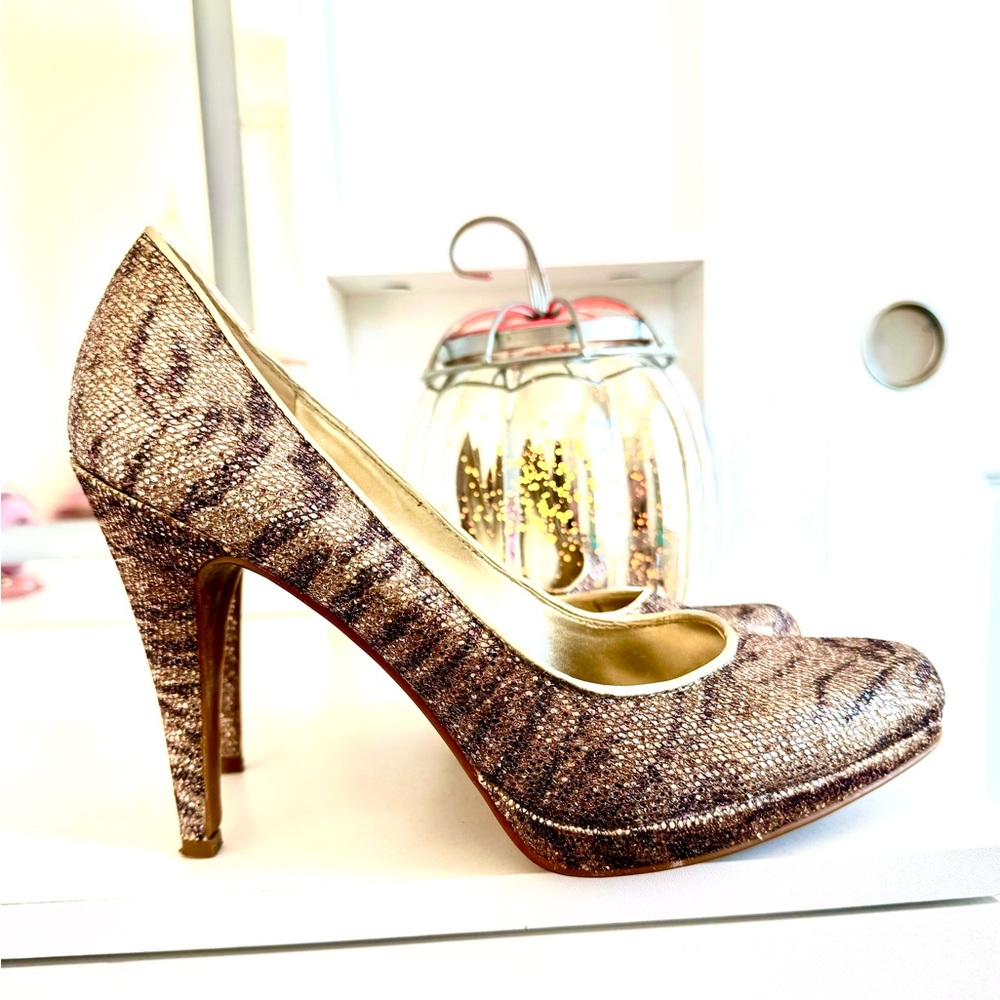 2 FOR $20 Nine West Rocha Gold Rose Gold Glitter Pumps Heels Platform Zebra 8.5